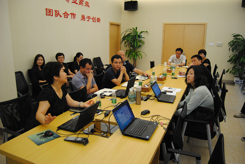 中免集團(tuán)董事長、總經(jīng)理彭輝蒞臨三亞免稅店視察指導(dǎo)工作