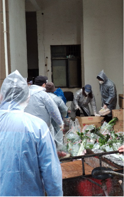 【中國免稅人在行動·黨員先鋒篇】之八： 打贏疫情防控阻擊戰(zhàn)，武漢中免志愿者在行動